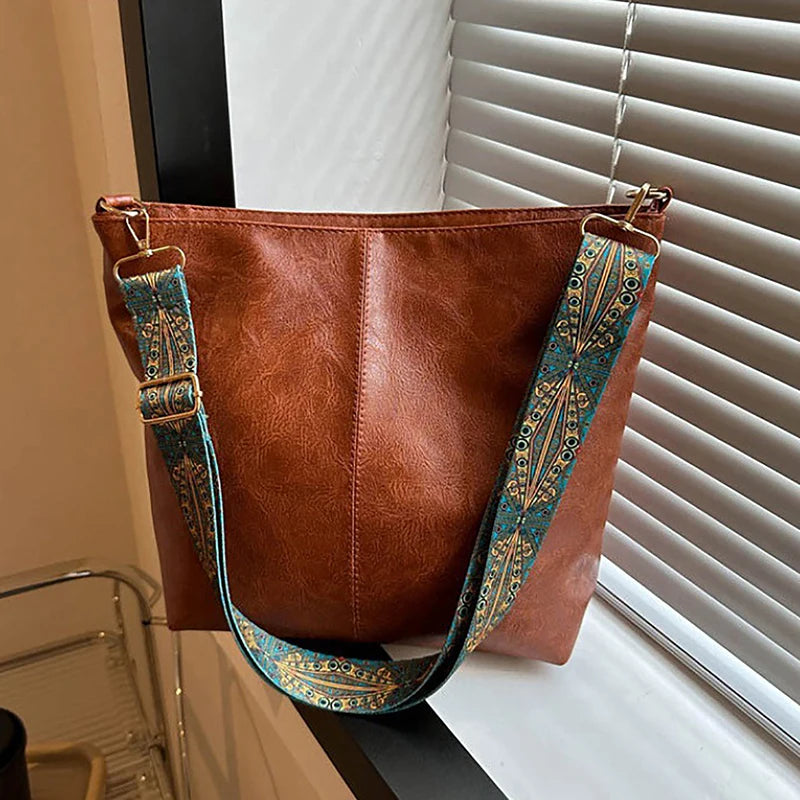 Retro-Umhängetasche mit geometrischem Riemen | Große Crossbody-Tasche aus Kunstleder für Damen